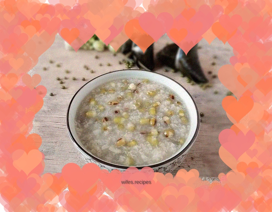 Zongzi and mung bean porridge