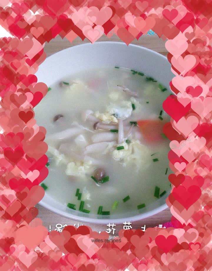 Summer refreshing mushroom egg soup