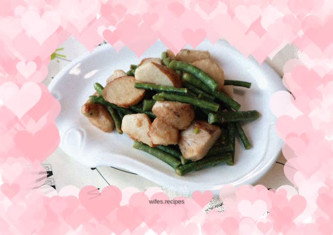 Braised beans with taro