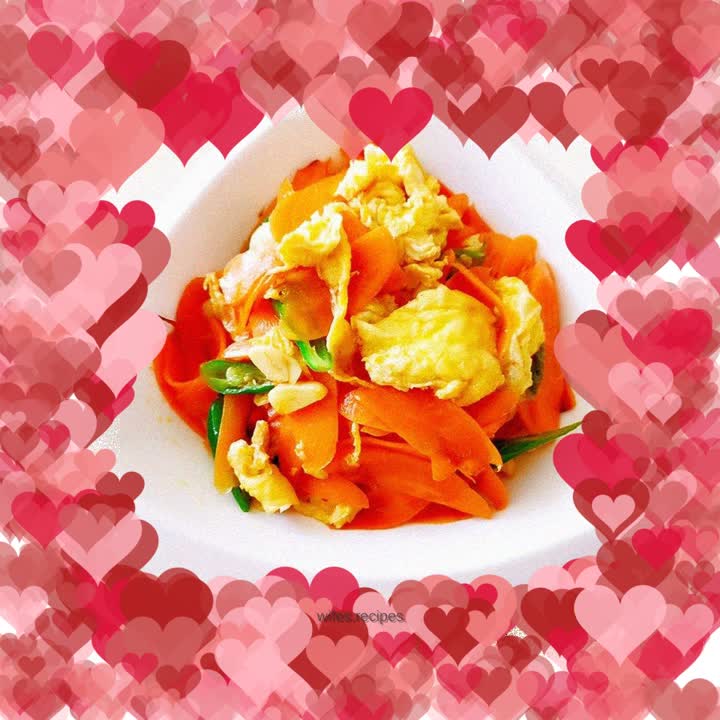 Scrambled eggs with carrots