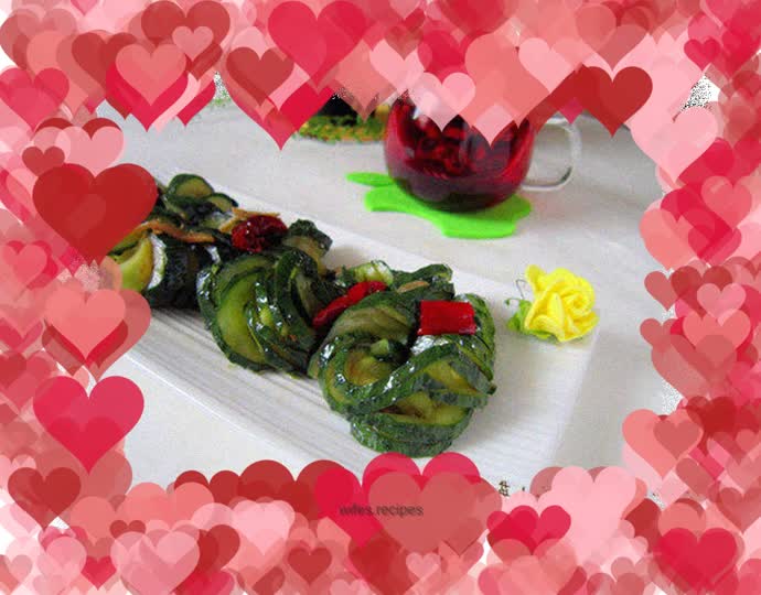 Refreshing coir raincoat cucumber