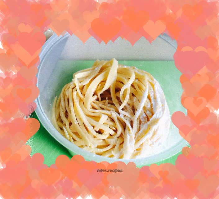 Hand-rolled egg noodles