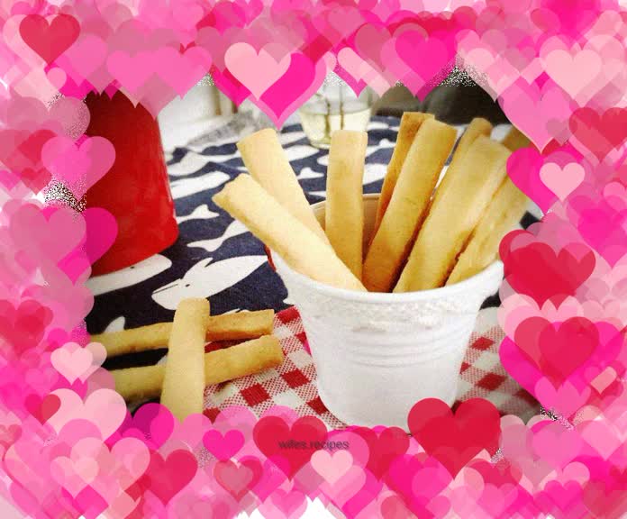 Simple and quick thick milk stick biscuits