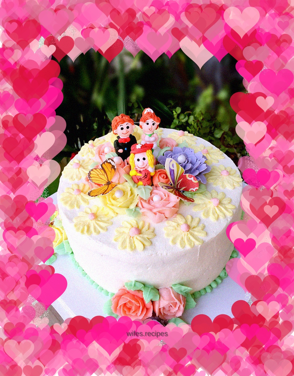 Happy cake for a family of three