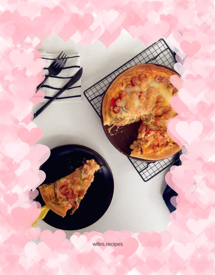 White Sauce Crispy Sausage and Fresh Vegetable Pizza