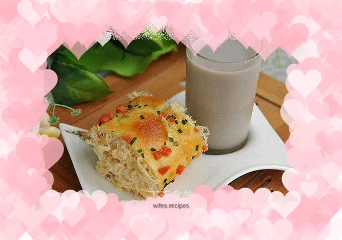 Chives and meat floss rolls
