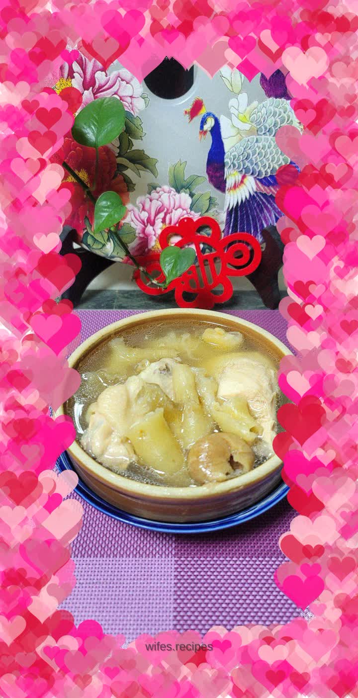 Fish maw, sand wings and chicken soup