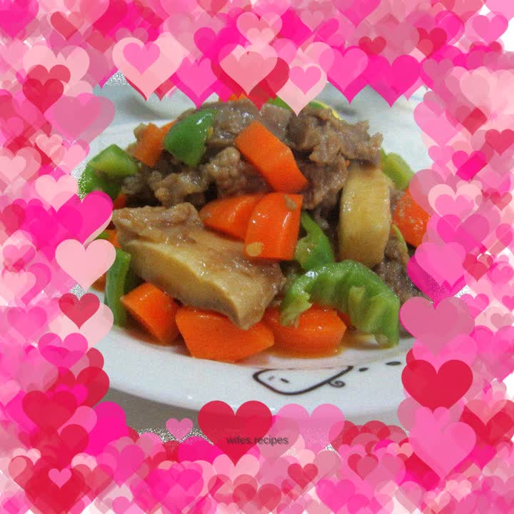 Stir-fried beef brisket with diced carrots
