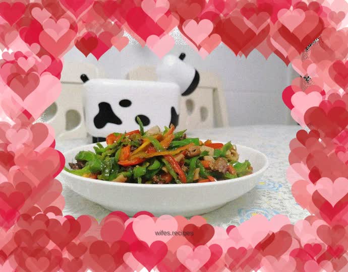 Stir-fried chicken with green pepper