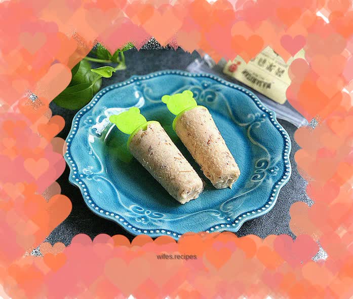 Strawberry jam ice cream