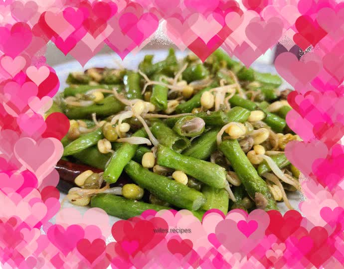 Stir-fried mung bean sprouts with cowpeas