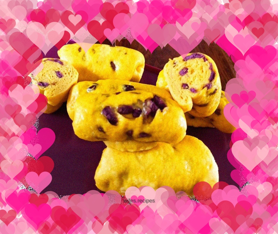 Pumpkin and purple potato rolls