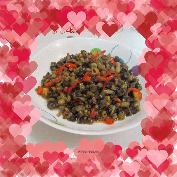 Stir-fried snail meat with pickled beans