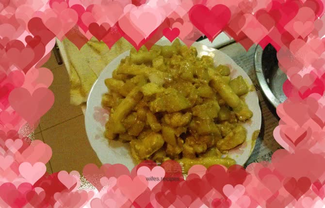 Curry chicken and potato rice cake