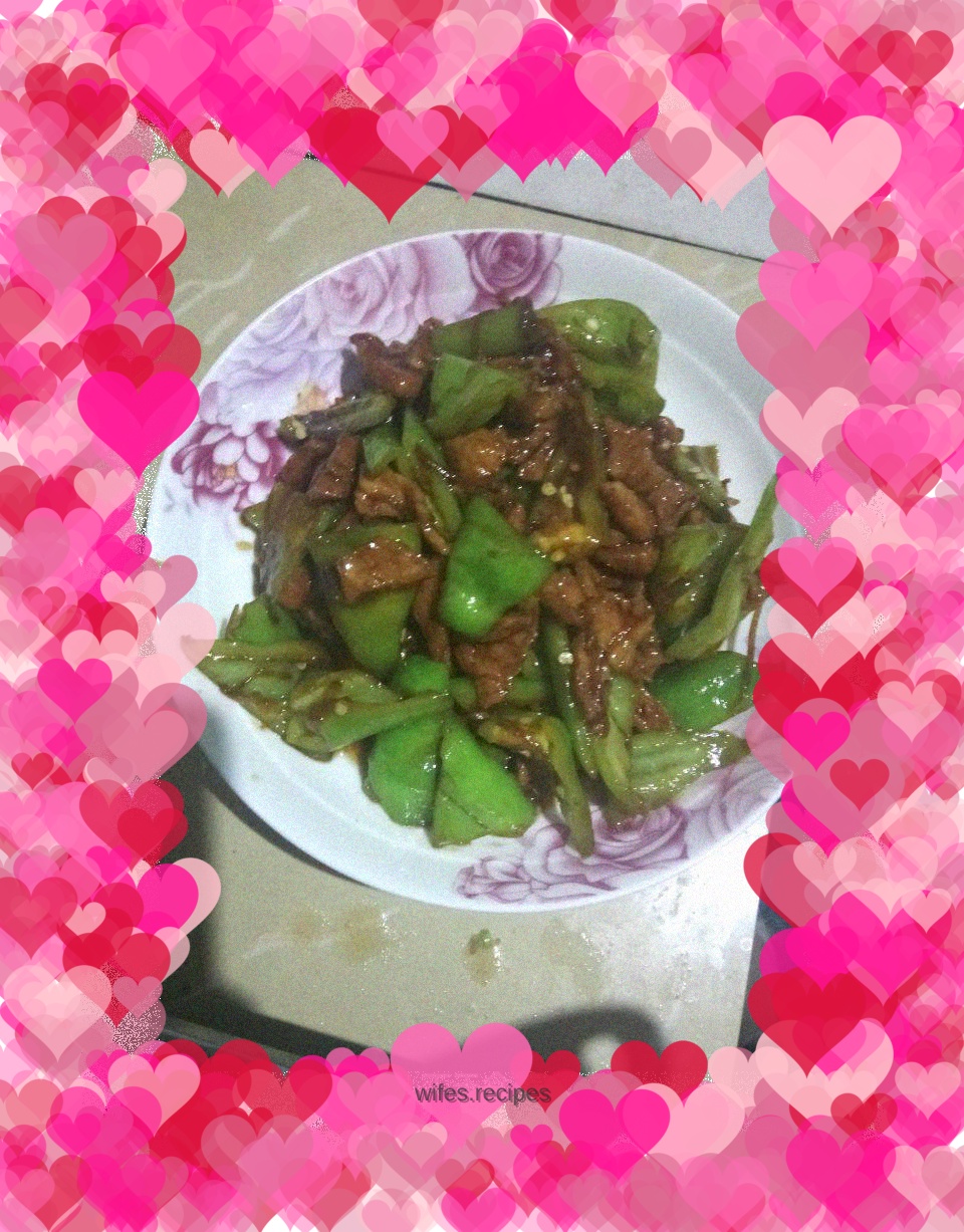 Fried Pork with Chili