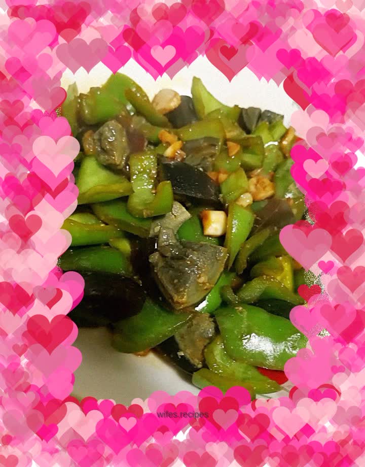 Braised preserved egg with hot pepper