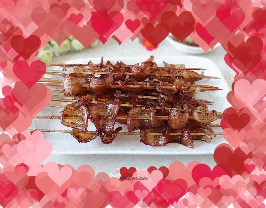 From waste to gourmet food - roasted pork rinds