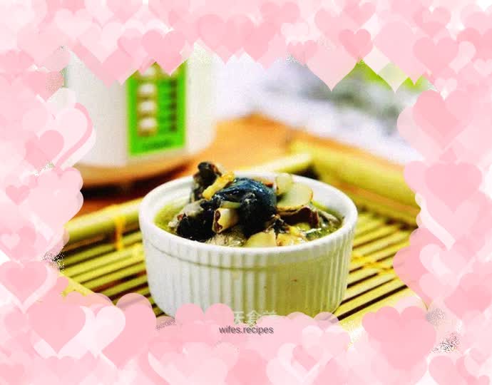 Stewed Black-bone Chicken with Polygonum Bamboo