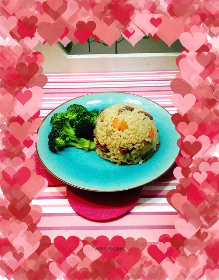 Braised rice with green pepper and fat sausage