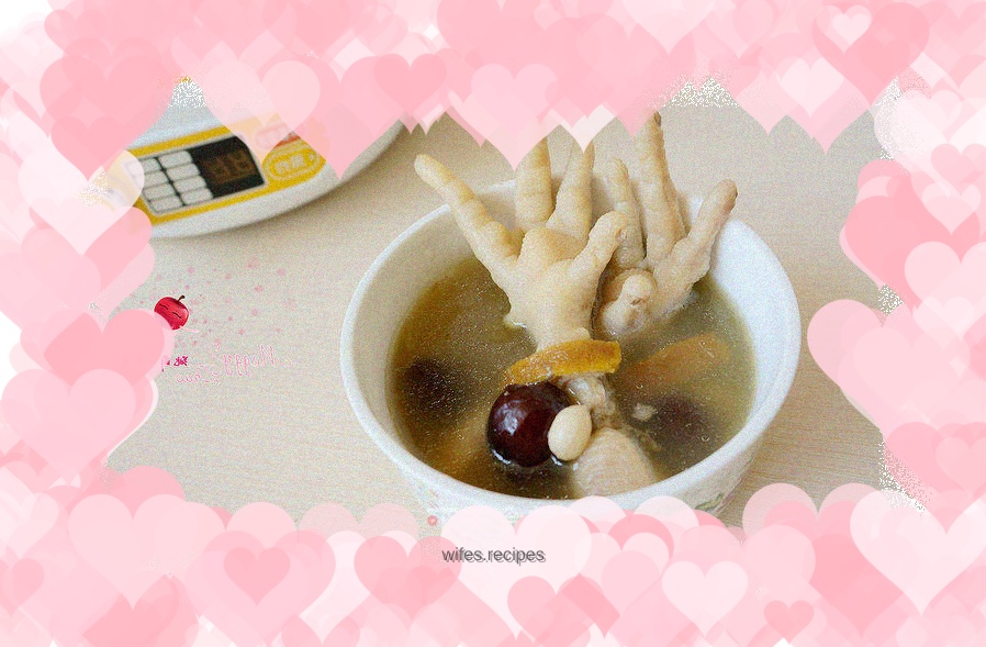 Peanut Red Date Chicken Feet Soup