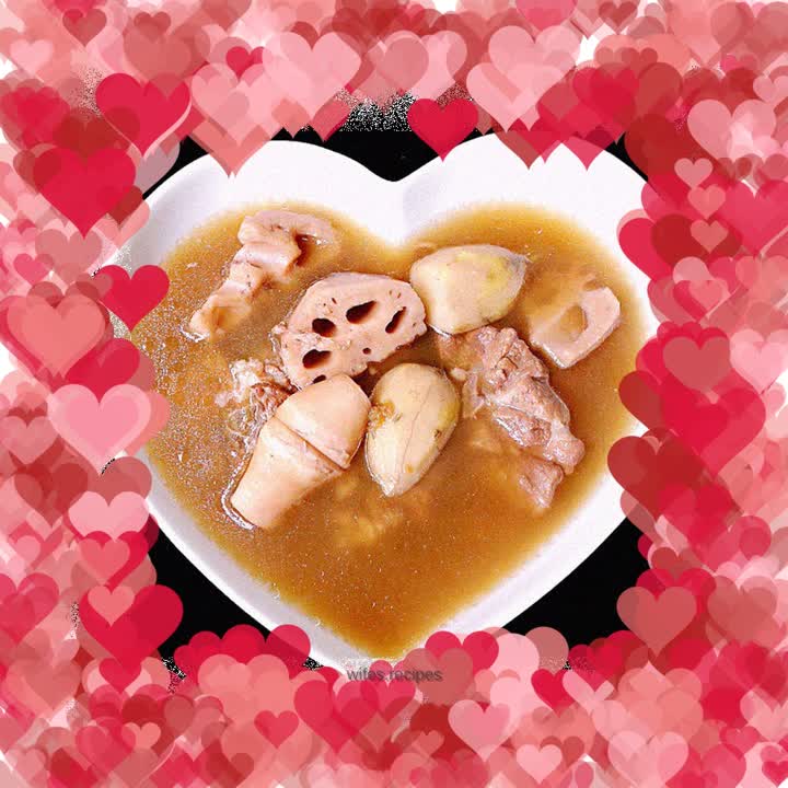 Squid, lotus and lotus root bone soup