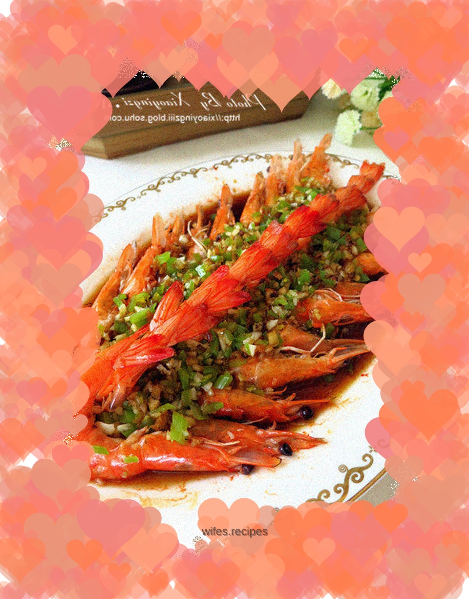 Golden and silver garlic open-back shrimp