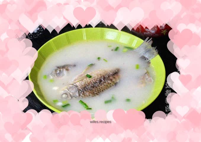 Small crucian carp soup