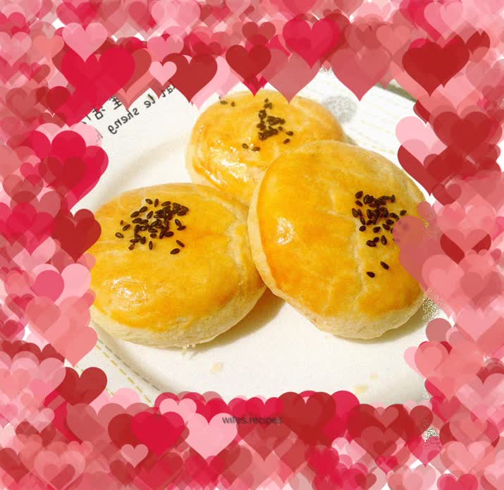 Pickled mustard and fresh meat mooncakes