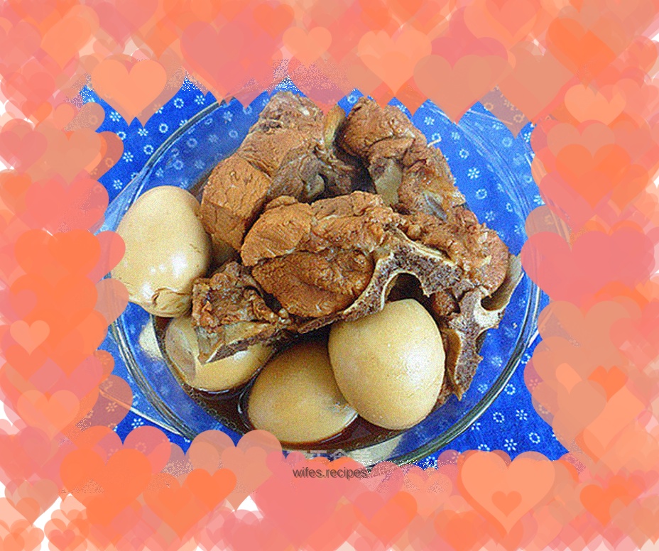 Sauce-flavored Spare Ribs with Braised Egg