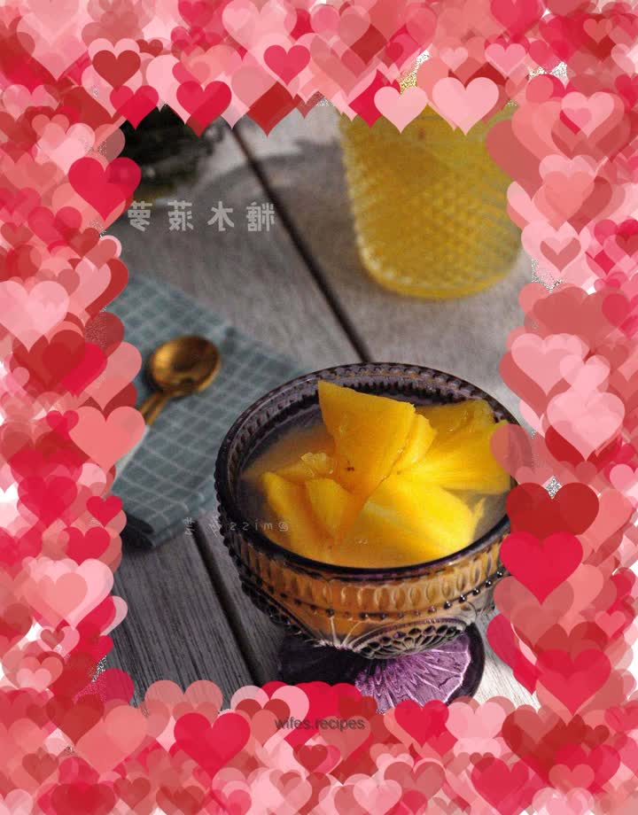 Pineapple in sugar water