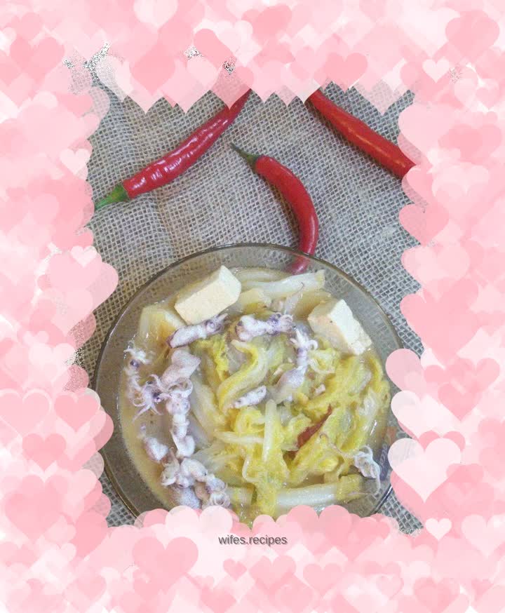 Sea Rabbit Stewed with Cabbage and Tofu