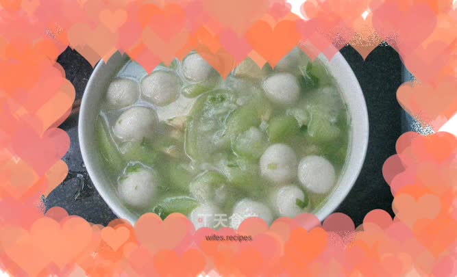 Luffa and fish ball soup