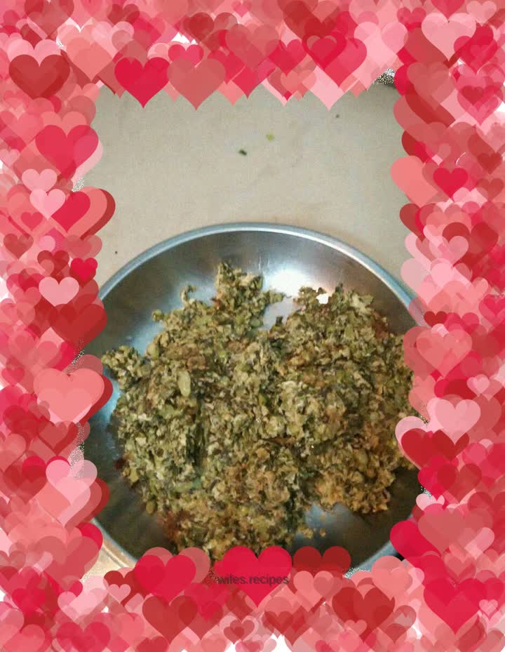 Chinese toon omelette