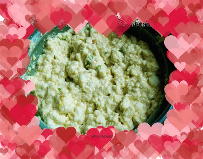 Salted egg mixed with tofu