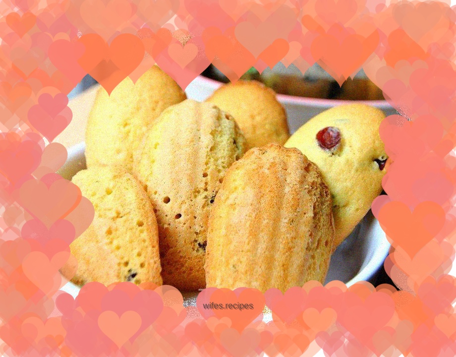 Easy French dessert madeleine cake