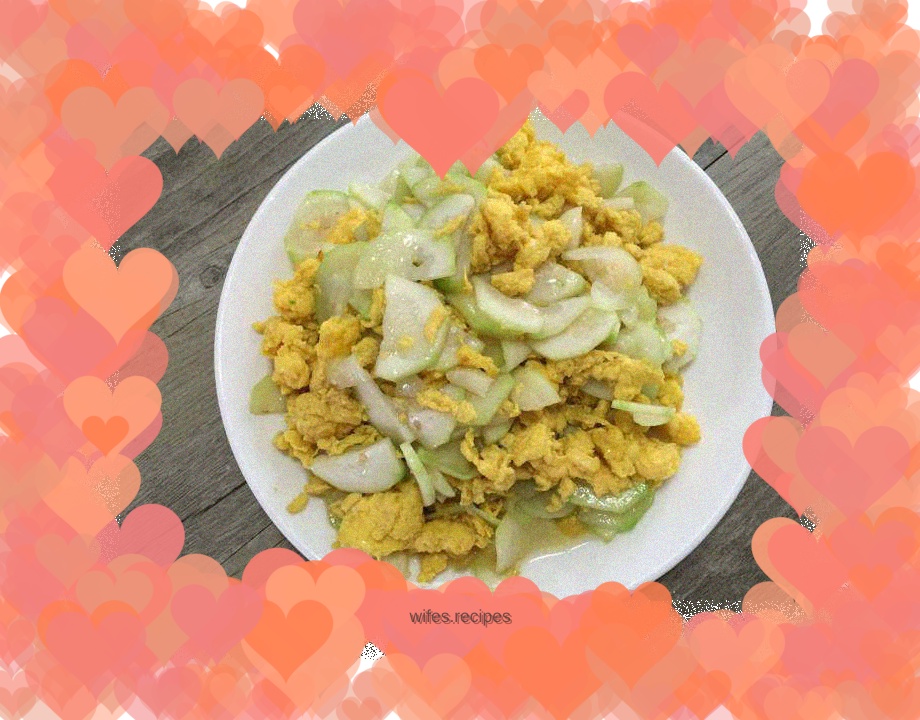 Scrambled Eggs with Zucchini