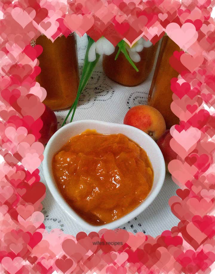 Sweet Apricot Jam