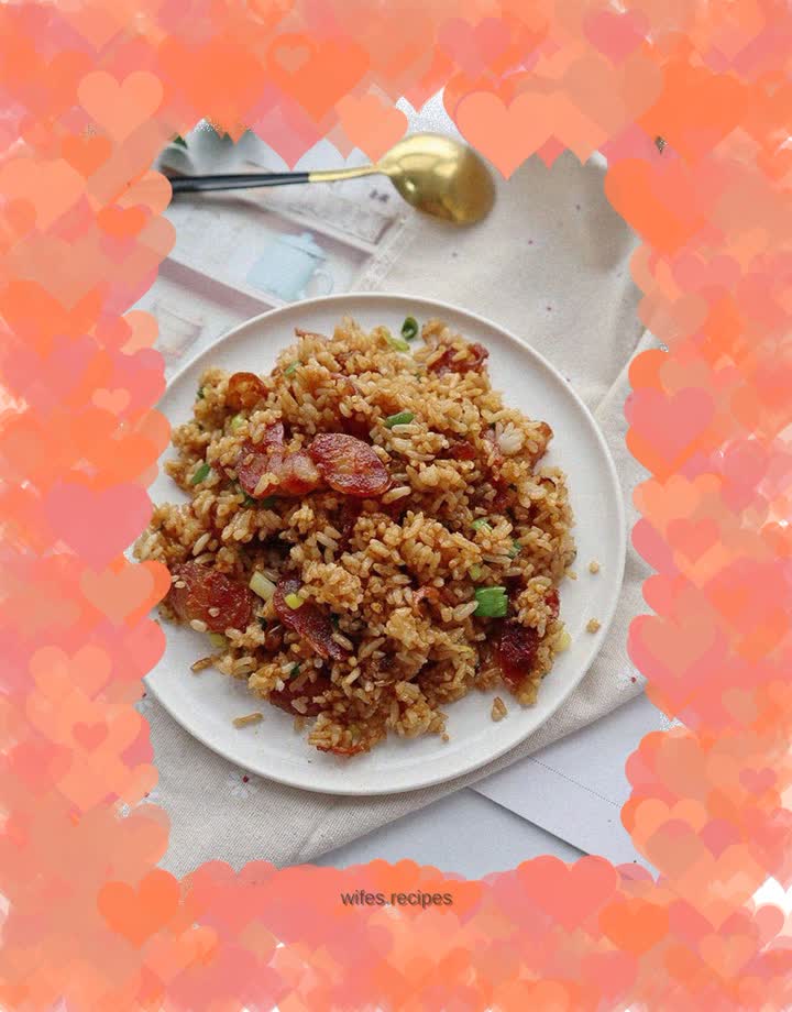 The fried rice with oyster sauce and Chinese sausage that was rushed to the table❗️can’t get enough of the fresh and delicious food