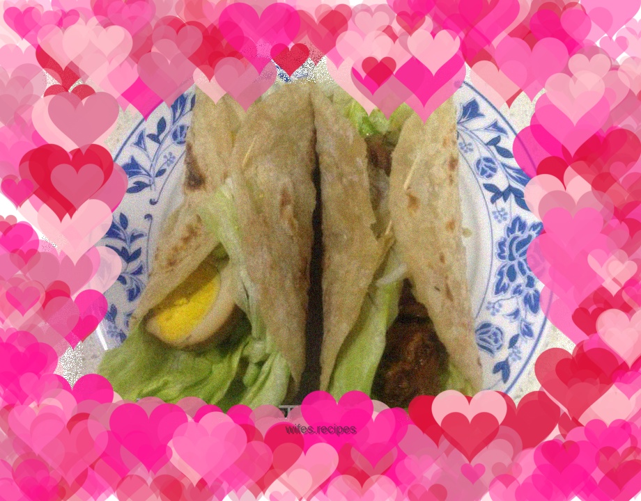 Sauce meat burrito Egg vegetable burrito