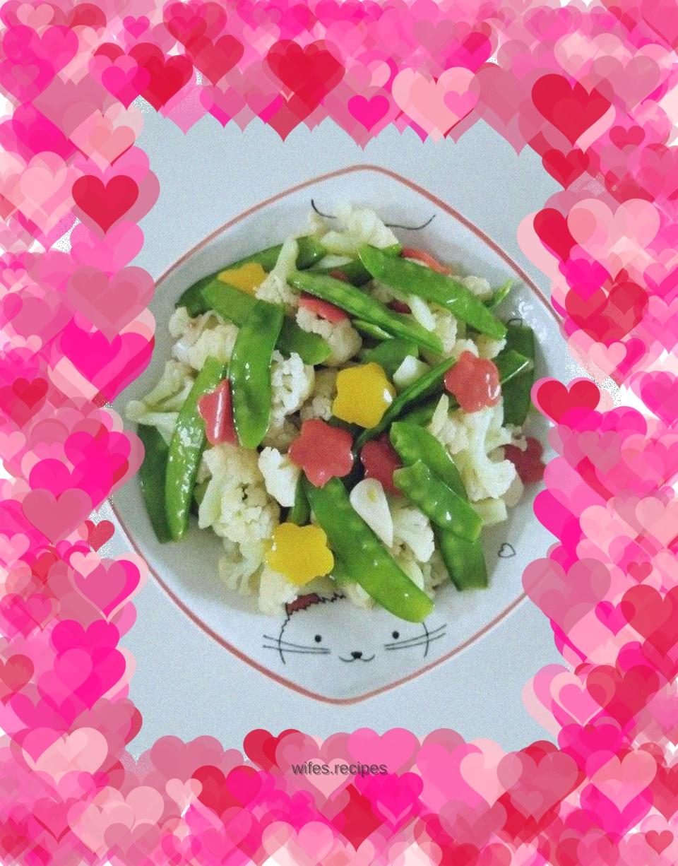 Sautéed Snow Peas with Cauliflower