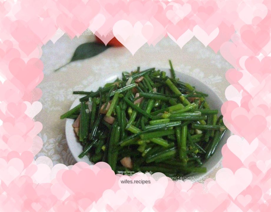 Stir-fried ham sausage with chives