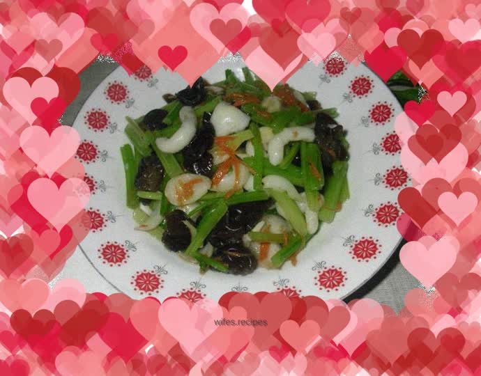 Stir-fried celery with lily and fungus