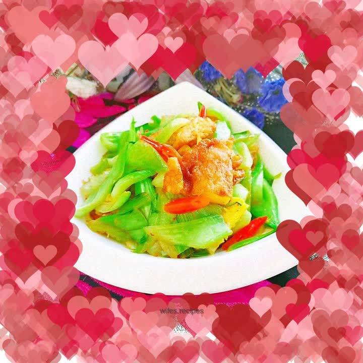 Stir-fried poached eggs with cabbage stalks