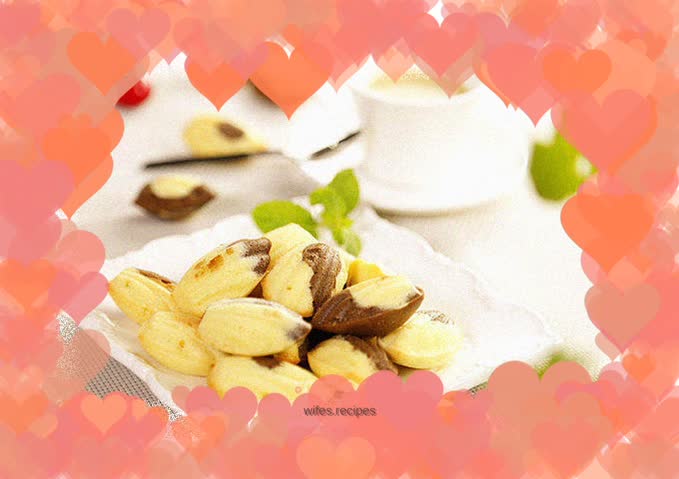 How to make two-color madeleines