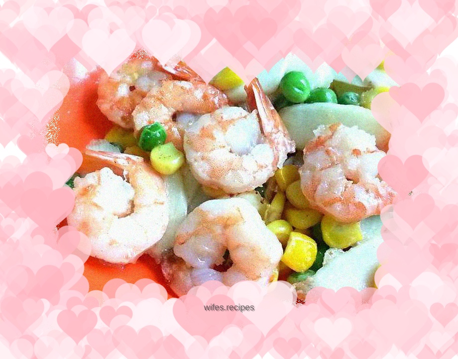 Fried shrimp balls with yam slices