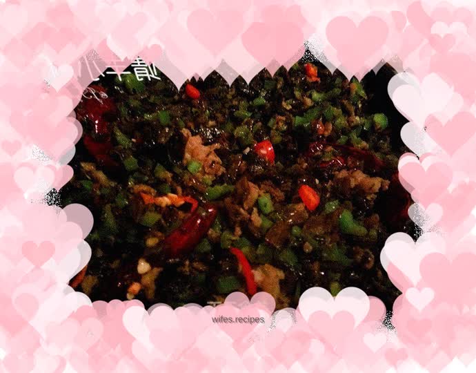 Minced pork with green pepper and bean sprouts