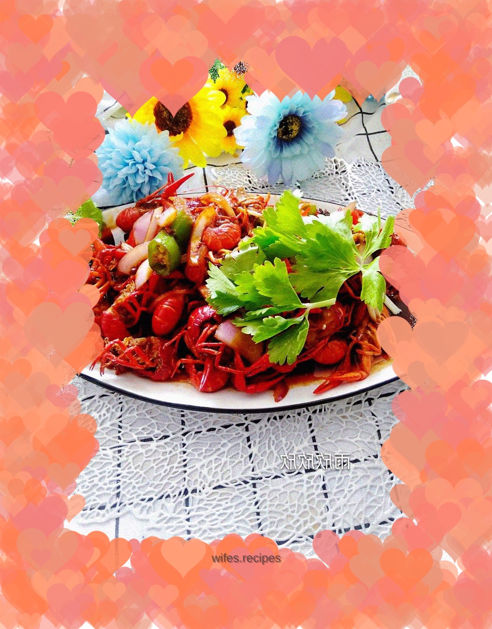 Stir-fried crayfish