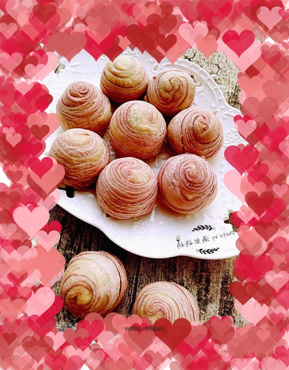 Purple potato and bean paste cake