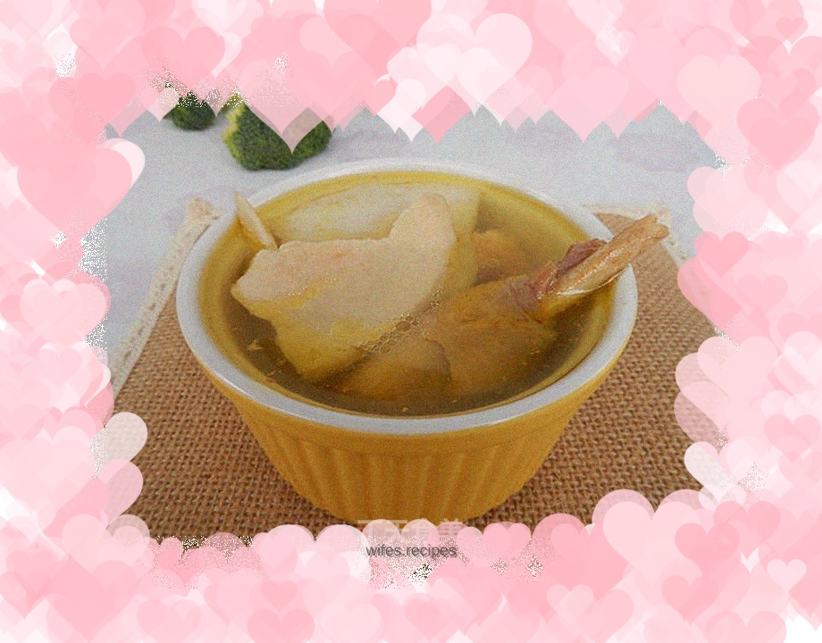 Chicken Soup with American Ginseng and Snail Slices