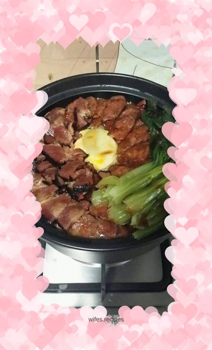 Cantonese Style Sausage Claypot Rice